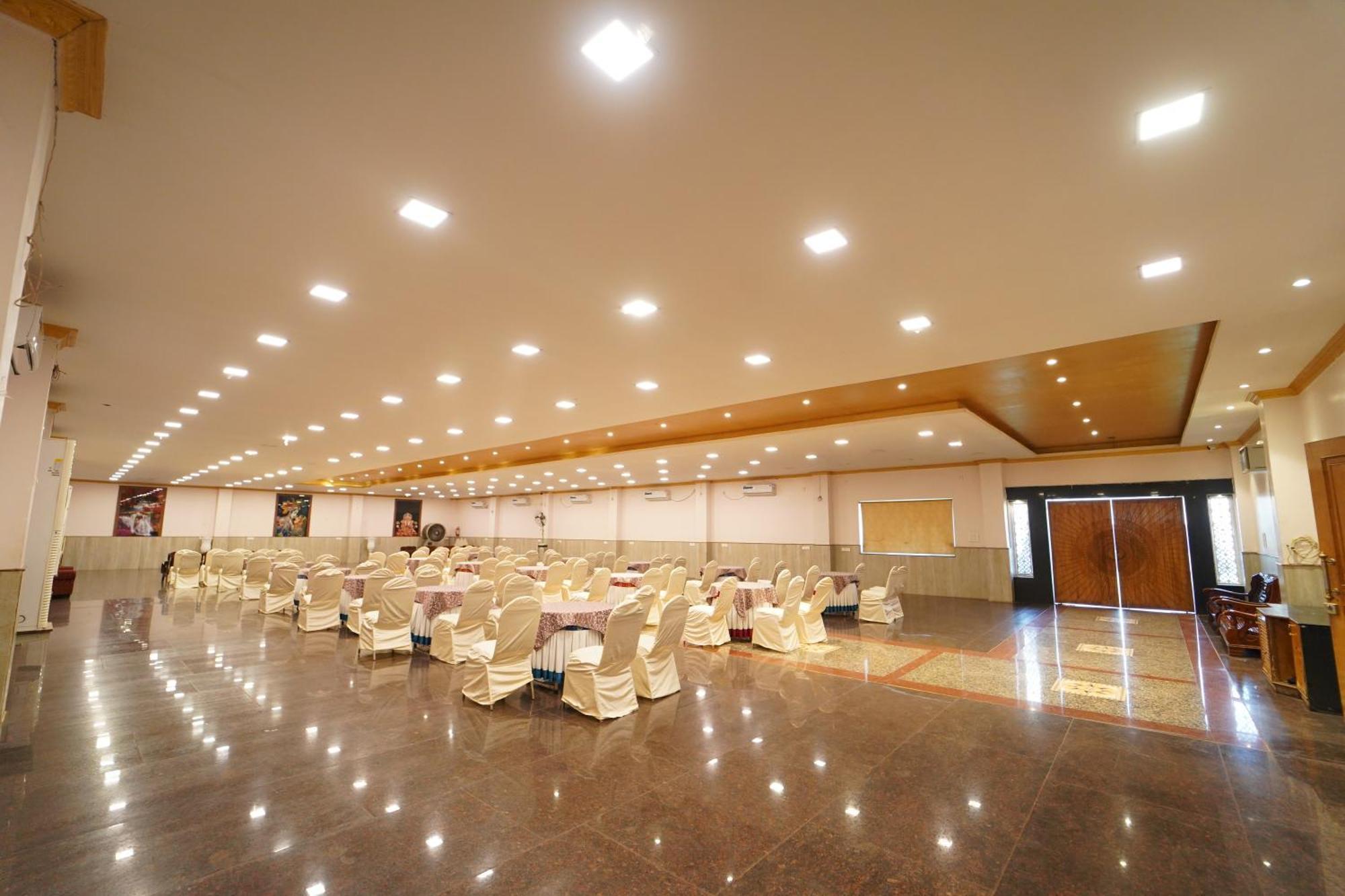 Hotel Ananta Sayana Bhubaneswar Exterior photo