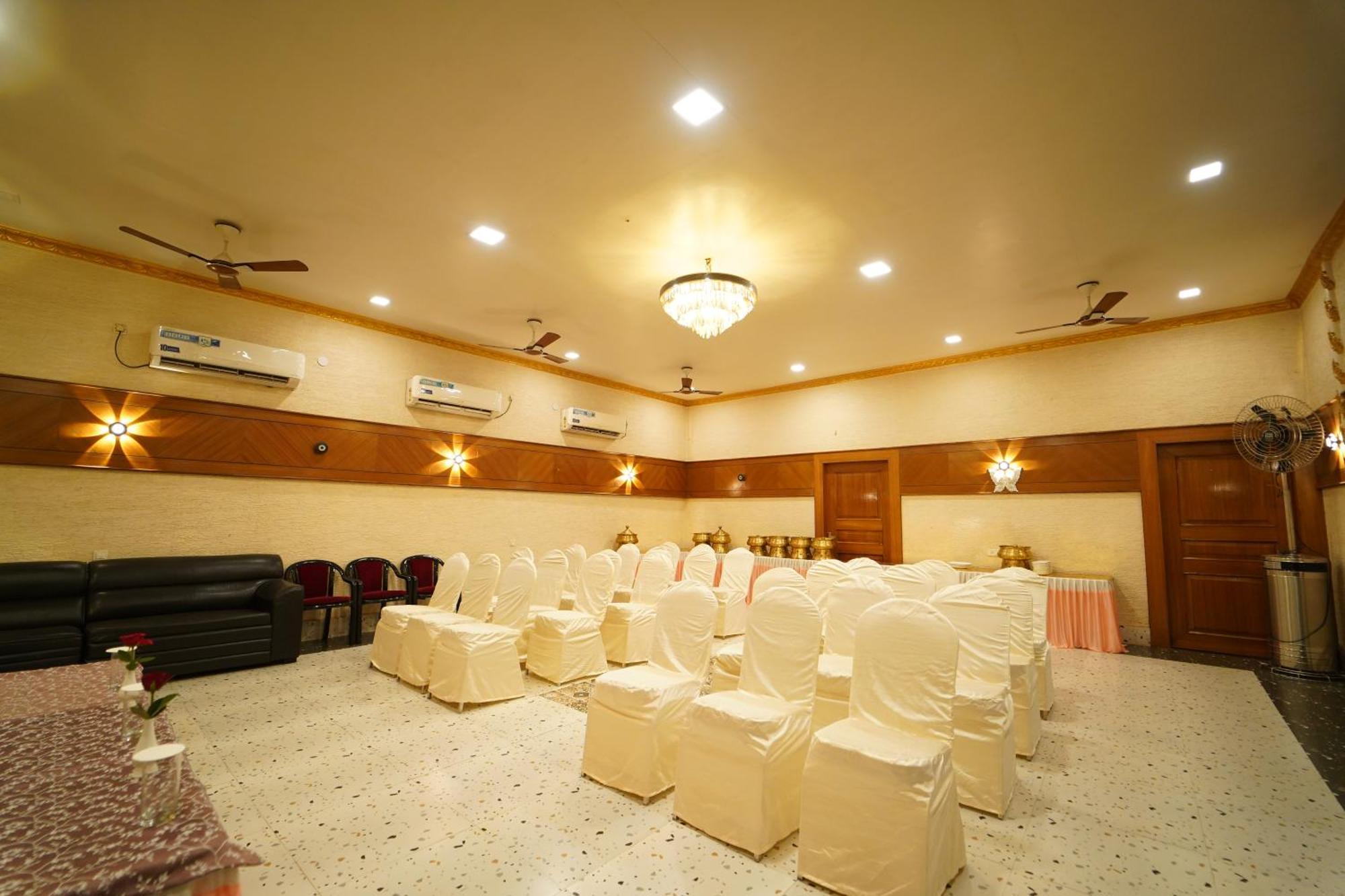 Hotel Ananta Sayana Bhubaneswar Exterior photo